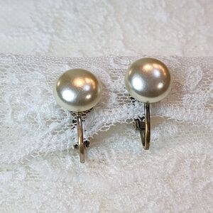 Vintage Faux Pearl Clip-on Earrings